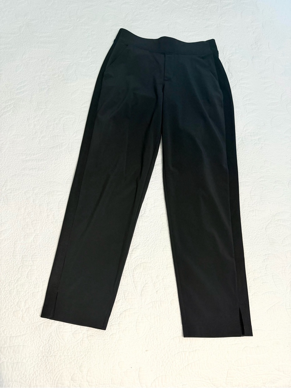 Athleta Brooklyn Ankle Pants Woman's Size 2 Black Pull On Travel Lightweight